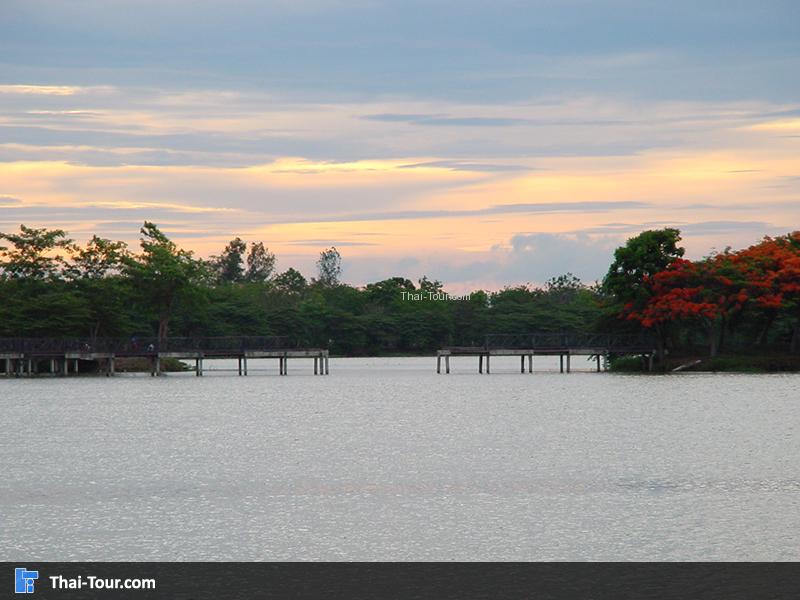 บึงฉวาก