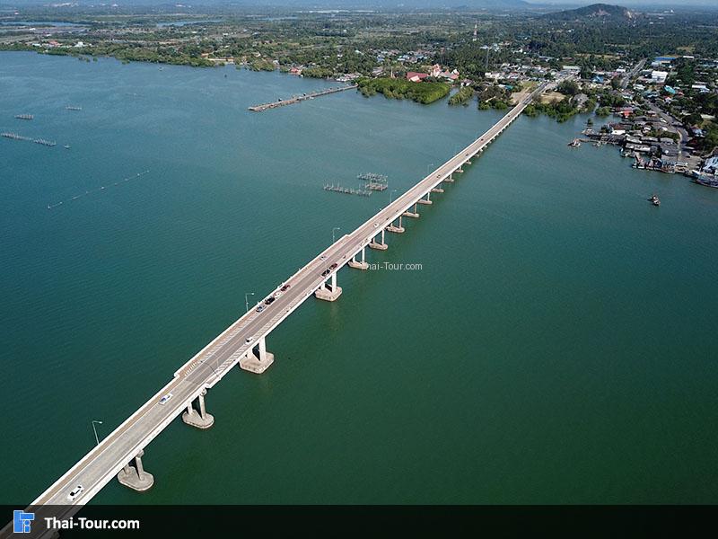 สะพานตากสินมหาราช