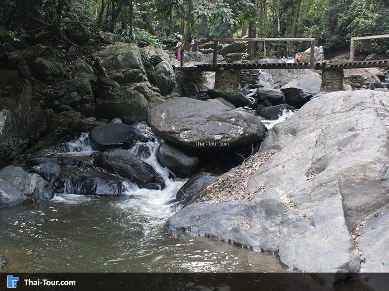 น้ำตกป่าละอู