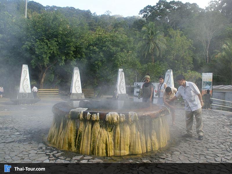 บ่อน้ำร้อน-สวนสาธารณะ