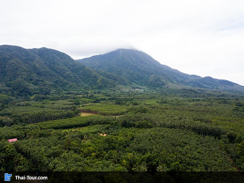 น้ำตกคลองจัง และ เดินป่าเขาหมน