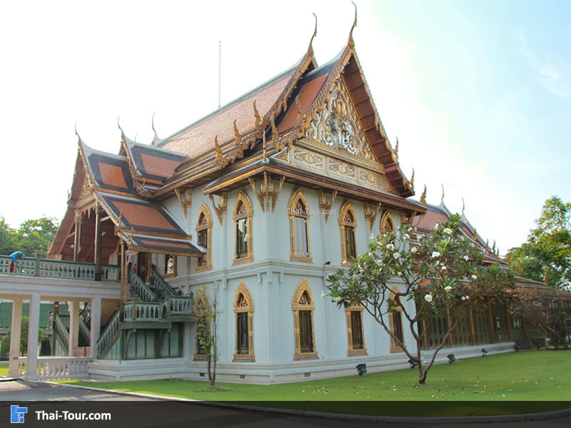 พระที่นั่งวัชรีรมยา