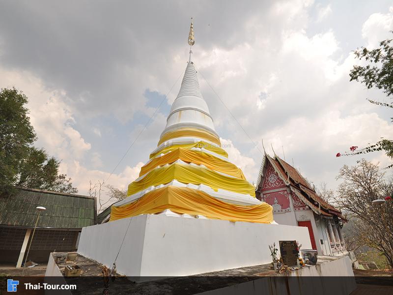 วัดพระธาตุม่อนพญาแช่