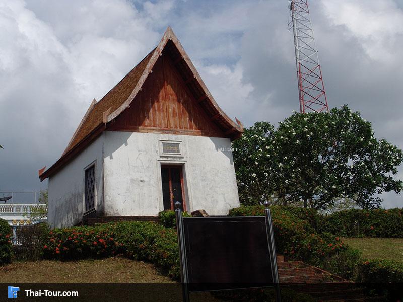 พระวิหารสูง