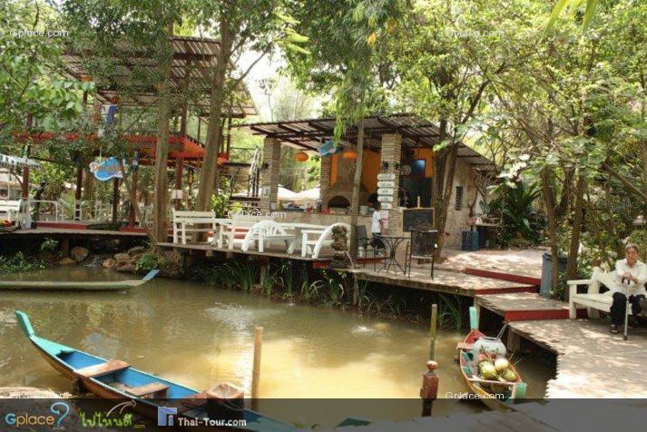 ตลาดน้ำศิลปะกลางดง