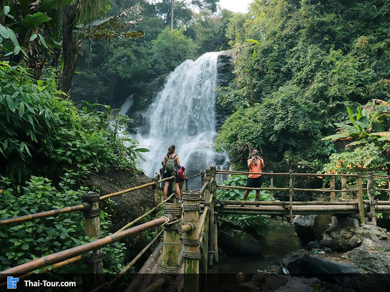 น้ำตกผาดอกเสี้ยว