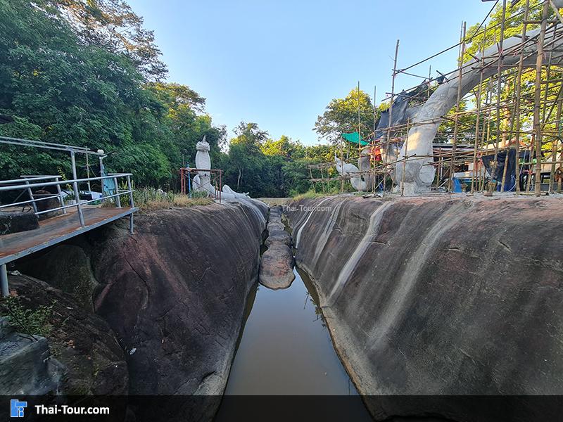 วัดห้วยหินแหบ