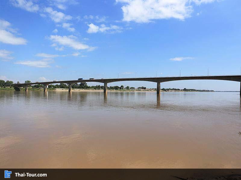 หาดจอมมณี