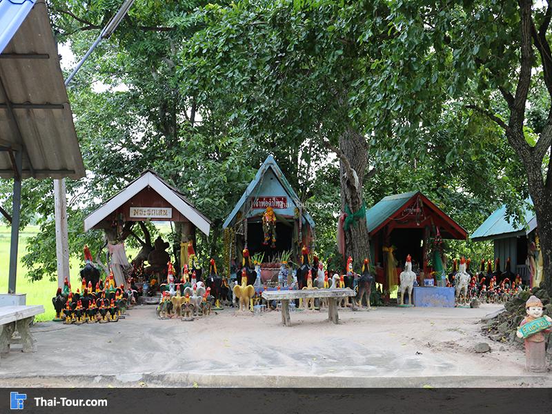 พระธาตุเมืองพระรถ ชลบุรี