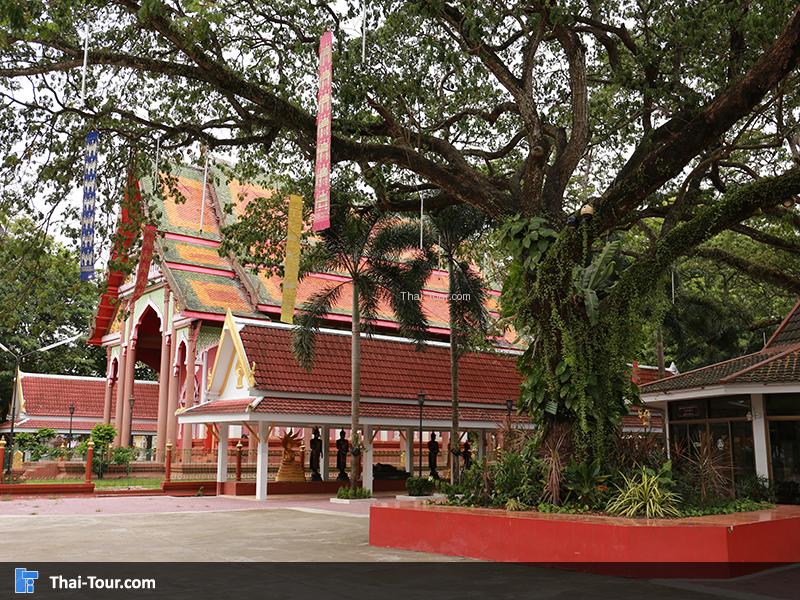 วัดชุมแสงศรีวนาราม