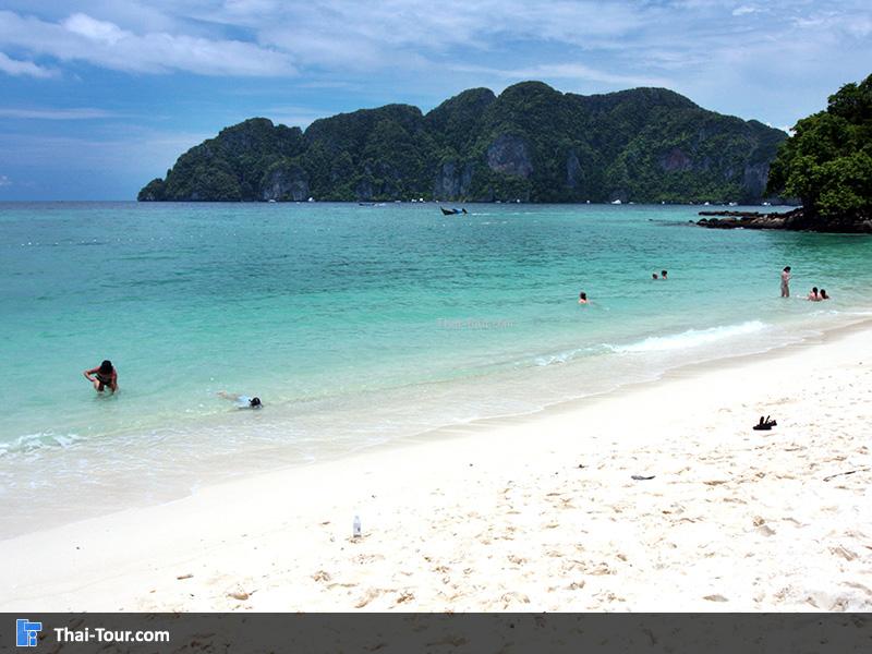 น้ำทะเลและหาดทราย เกาะพีพีดอน