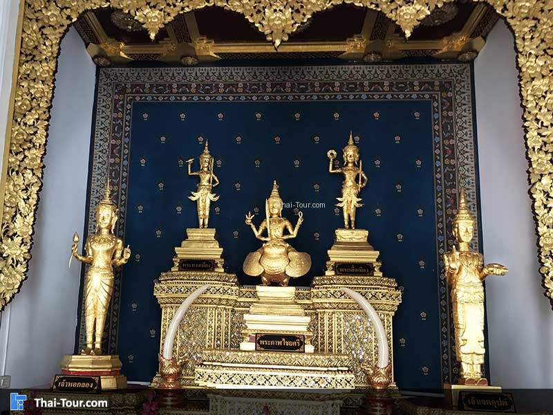 พระคุ้มครองบ้านเมือง