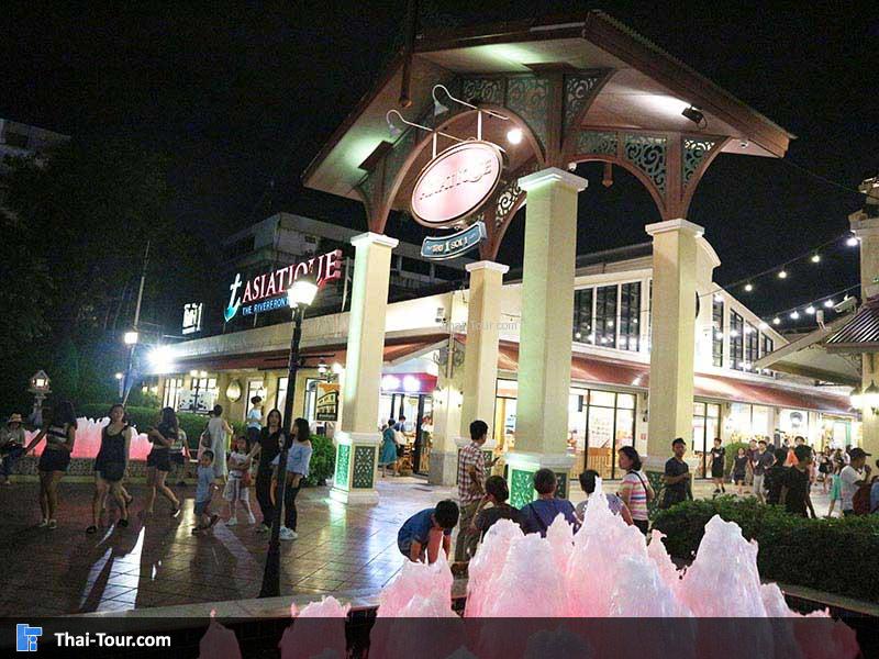 ประตูทางเข้า เอเชียทีคเดอะริเวอร์ฟร้อนท์