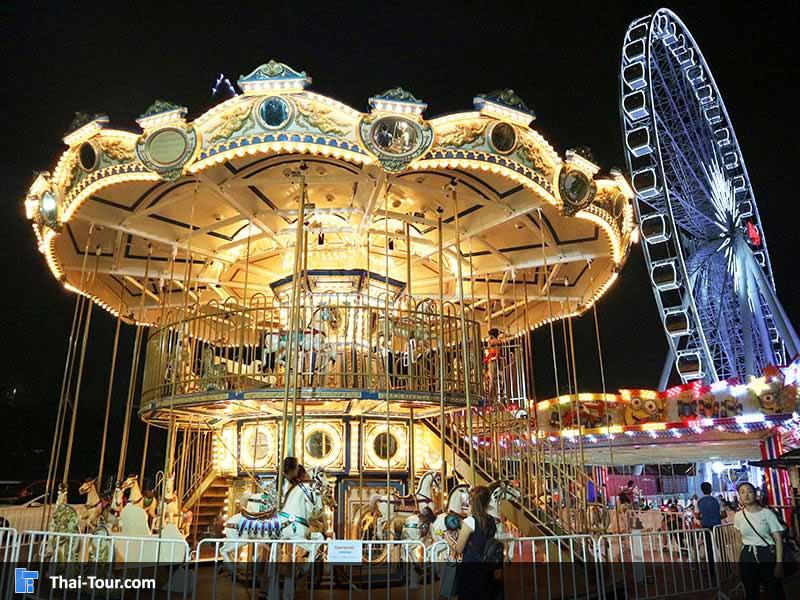 ชิงช้าสวรรค์ เปิดไฟสวยๆ