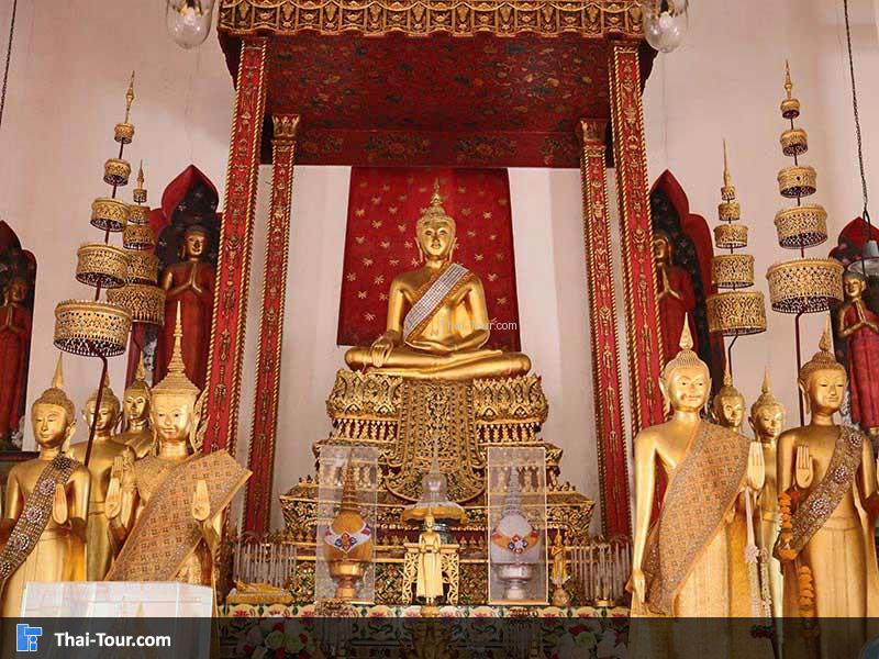 พระที่ทุกคนมาแล้วต้องนำดอกไม้ธูปเทียนมากราบไหว้