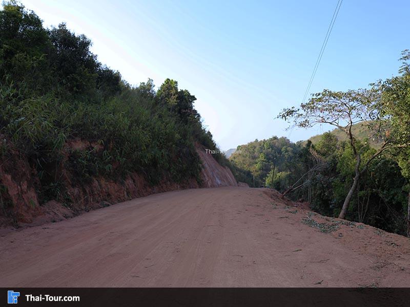 บริเวณรอบๆ ช่องมิตรภาพไทย-พม่า