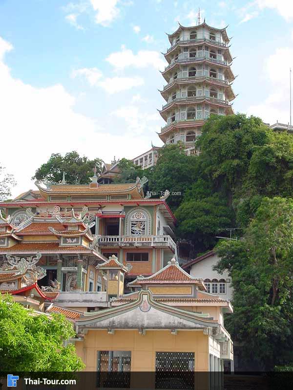 วัดถ้ำเขาน้อย กับบรรยากาศที่ร่มรื่น