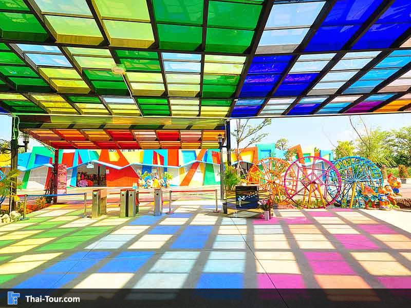 ซุ้มสีสันสดใสมาก