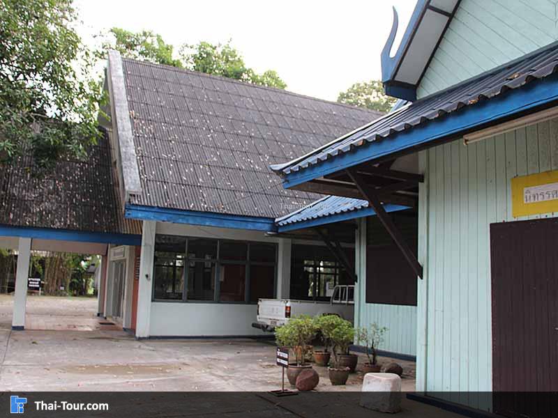 อาคารหลักพิพิธภัณฑสถานแห่งชาติบ้านเก่า