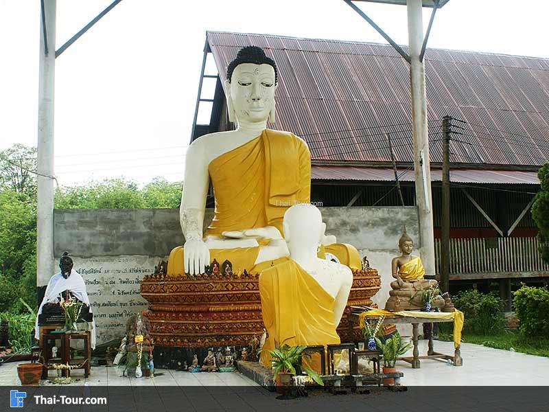 จุดกราบไหว้พระที่วัดวังวิเวการาม