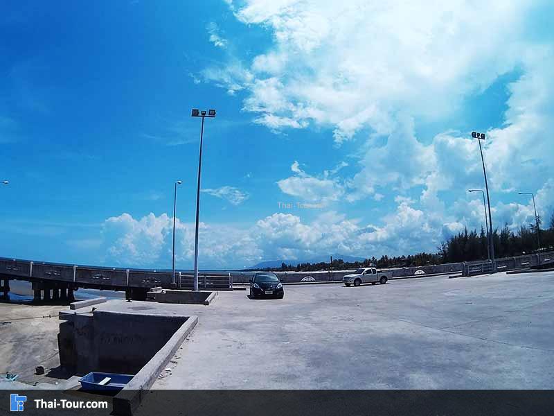 สะพานคลองวาฬ