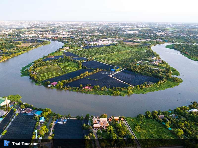 แม่น้ำ วิวสวยๆใกล้กับ ปล่องเหลี่ยม