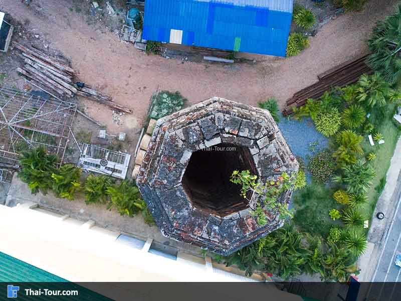 ปากป่อง ปล่องเหลี่ยม