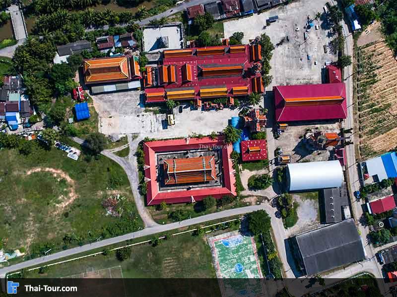 วิวมุมสูงมองเห็นเป็นแผนผังวัดกุฎี