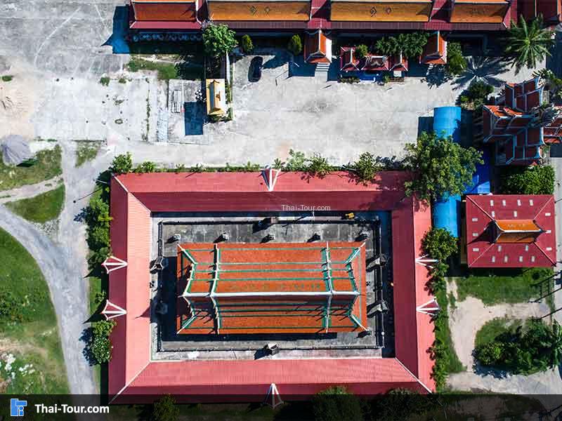 วิวหลังคาพระอุโบสถ