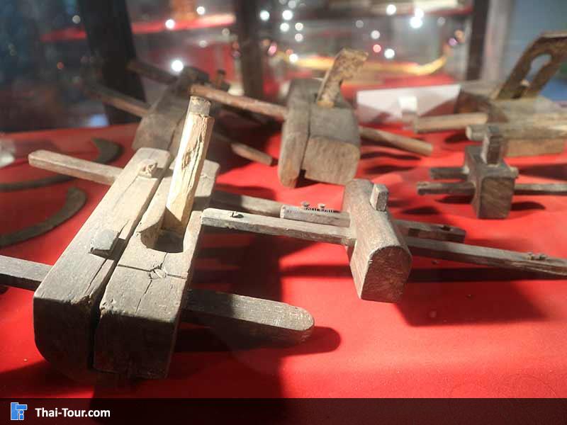 ไม้แกะสลักลายสวยงาม