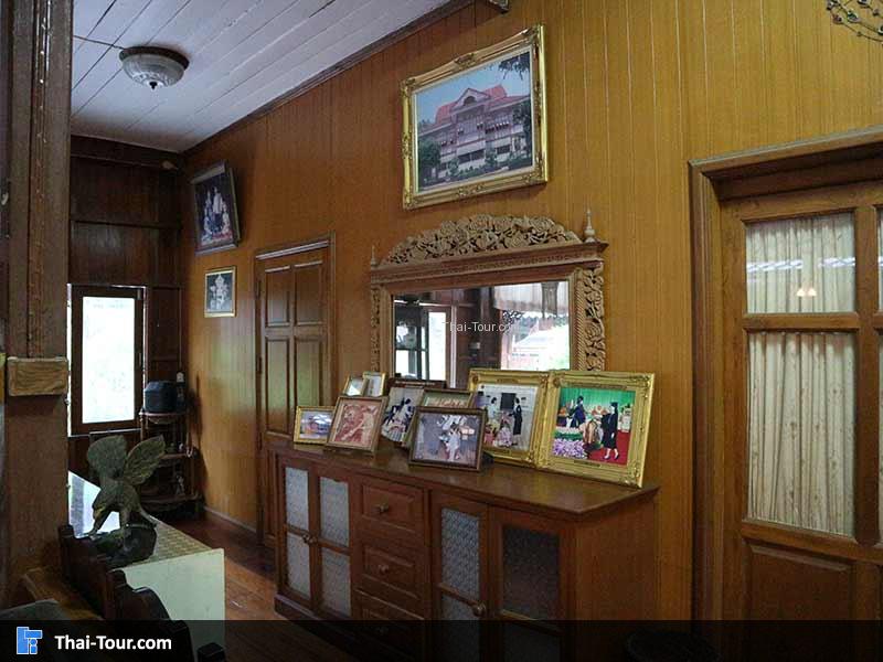 ตู้วางของตั้งโชว์