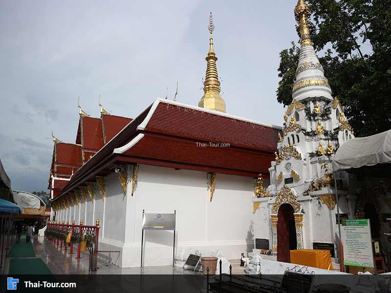 พระอุโบสถ ของวัดพระธาตุช่อแฮ