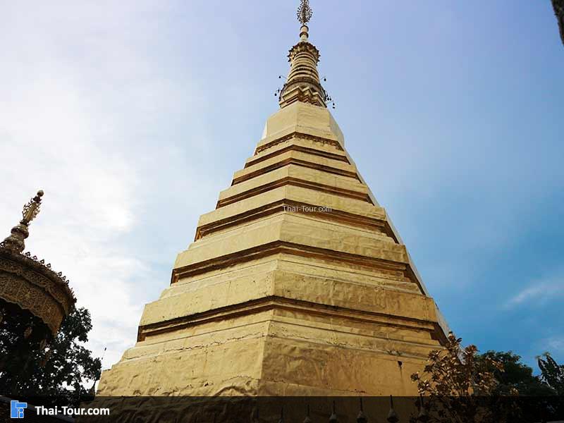 พระธาตุช่อแฮ เป็นวัดที่มีความสำคัญกับจำหวัดแพร่มาก