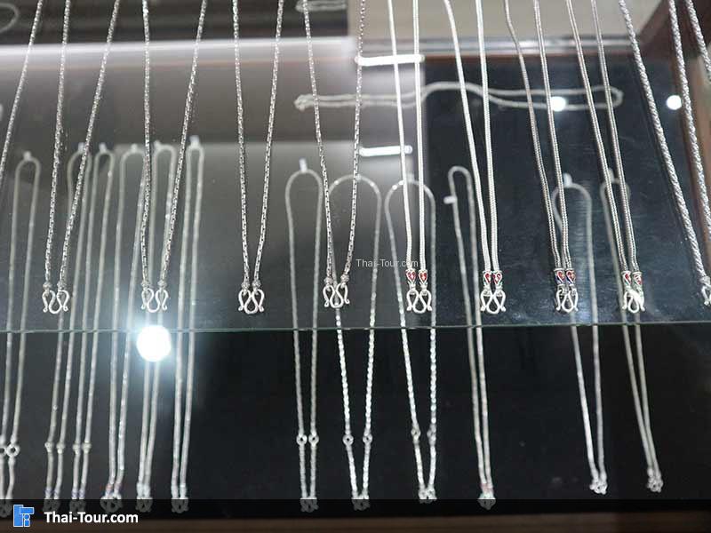 สร้อยคอลายธรรมดา