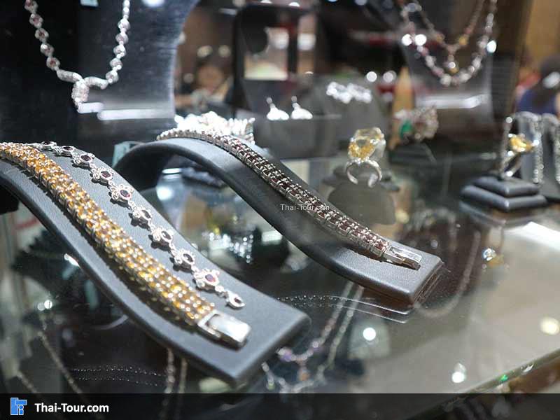 สร้อยข้อมือ