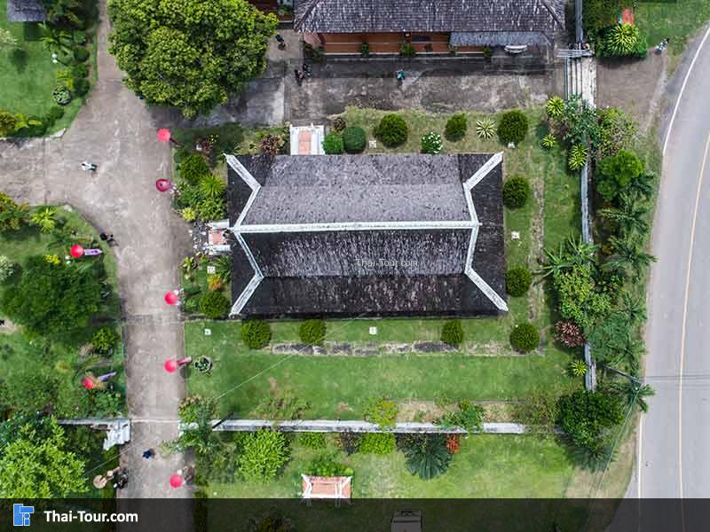 มุมด้านข้างของวัดดอนมูล