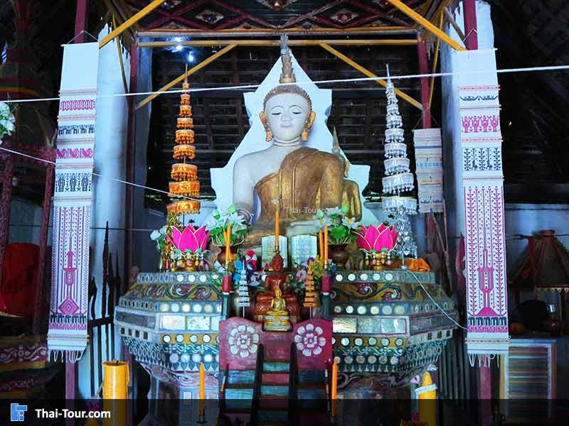 พระประทาน ด้านใน