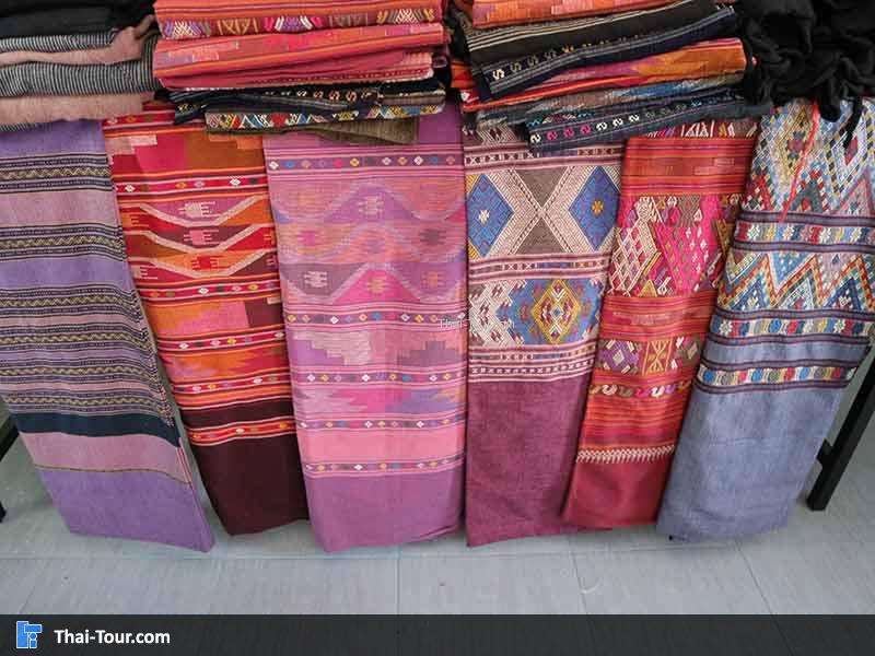 เสื้อผ้าไทยลื้อ