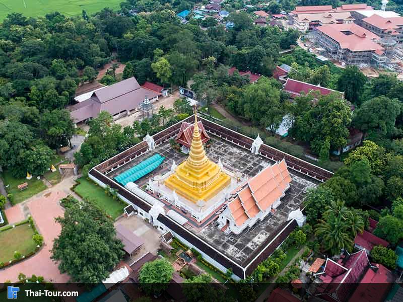 มุมสูงวิวด้านข้างของวัดพระธาตุแช่แห้ง