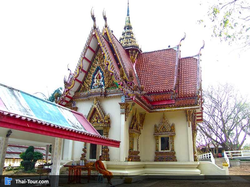 พระอุโบสถ วัดเขาสุวรรณประดิษฐ์
