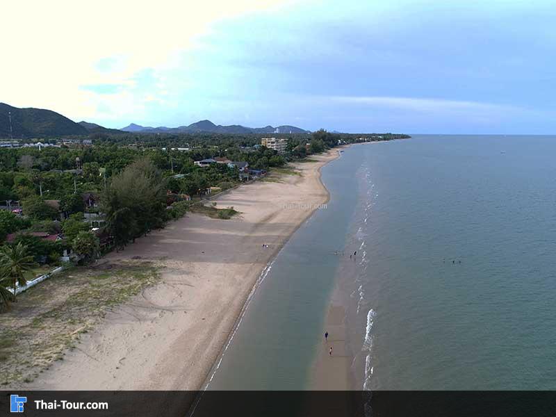 บรรยากาศหน้าชายหาดของเขากะโหลก