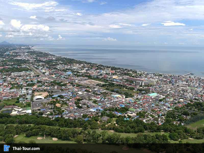 วิวมุมสูงมองเห็นเมืองหัวหินอย่างชัดเจน