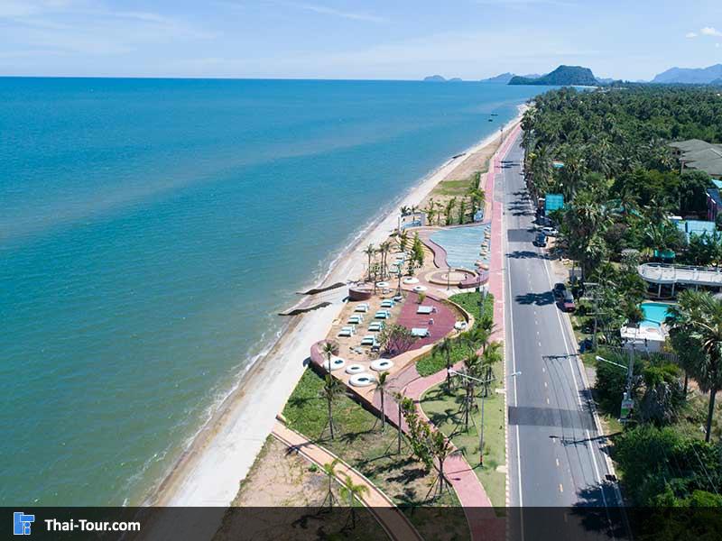 บรรยากาศนี้หาได้จากที่หาดปราณบุรี