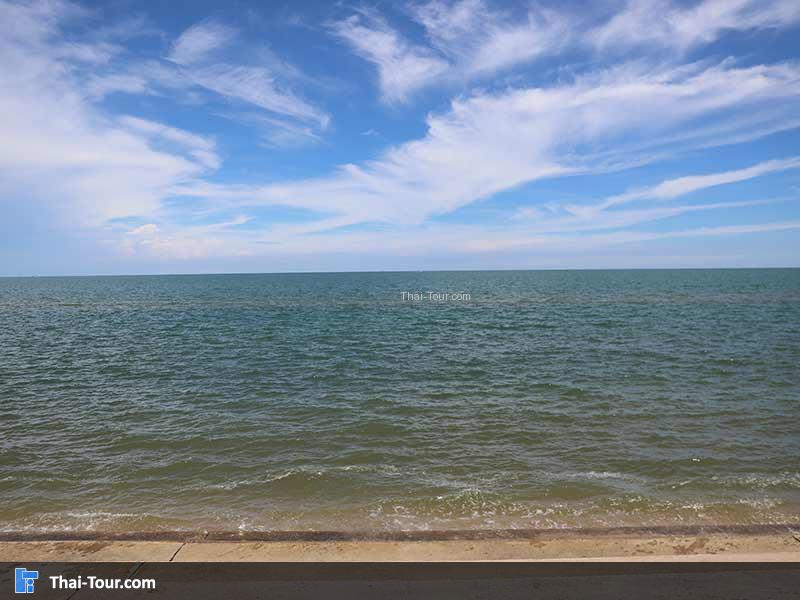 น้ำทะเลไม่คุ่นมาก แล้วแต่ช่วง