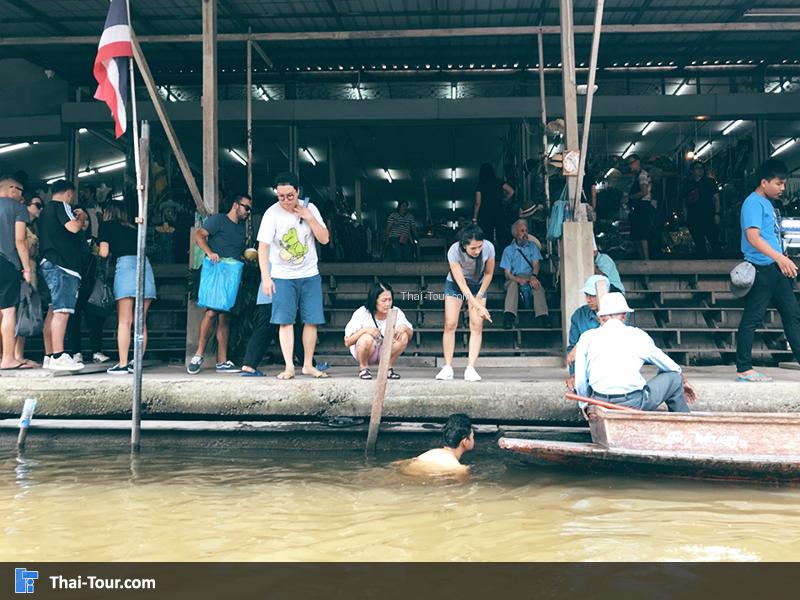 จุดขึ้นเรือ