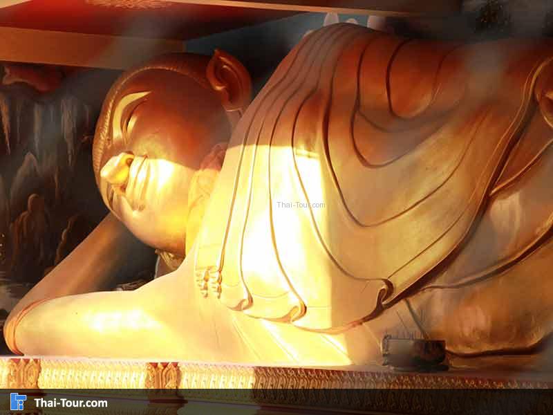 พระนอน วัดใหญ่อินทราราม