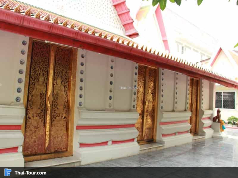 บริเวณภายในวัดใหญ่อินทราราม