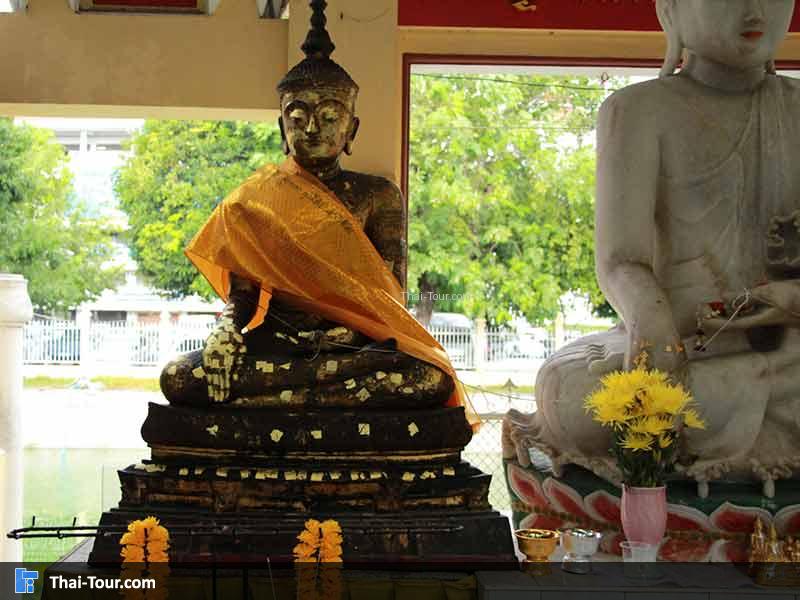 พระประทานภายในวัด