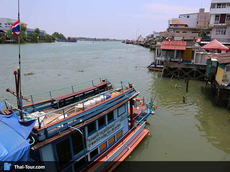 ท่าเทียบเรือ ปากน้ำตาปี