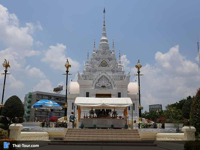 บรรยากาศรอบๆ ศาลหลักเมืองสุราษฎร์ธานี